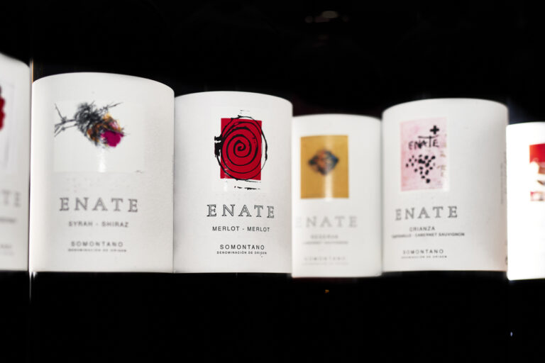 ENATE composicion etiquetas botellas sin anada Easy Resize.com  768x512