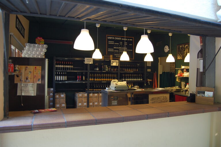 Botiga Barbacoa 1 768x511